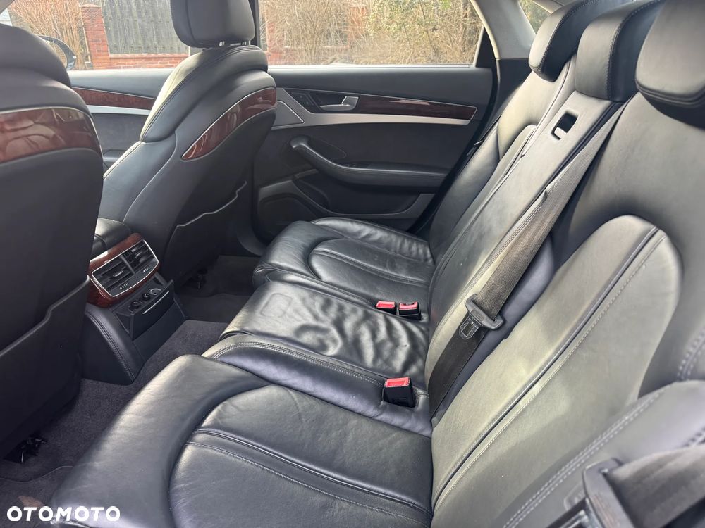 Audi A8 - 3