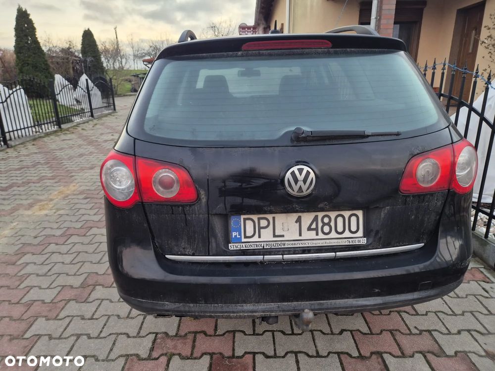 Volkswagen Passat 2.0 TDI Comfortline DSG - 10