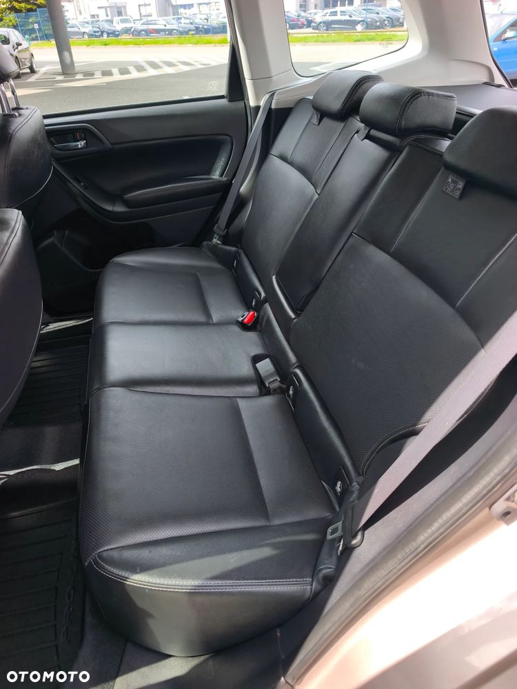 Subaru Forester 2.0D Active - 17