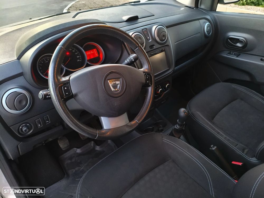 Dacia Lodgy 1.5 dCi Stepway 7L - 3