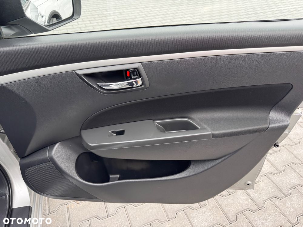 Suzuki Swift 1.3 DDiS Comfort - 19
