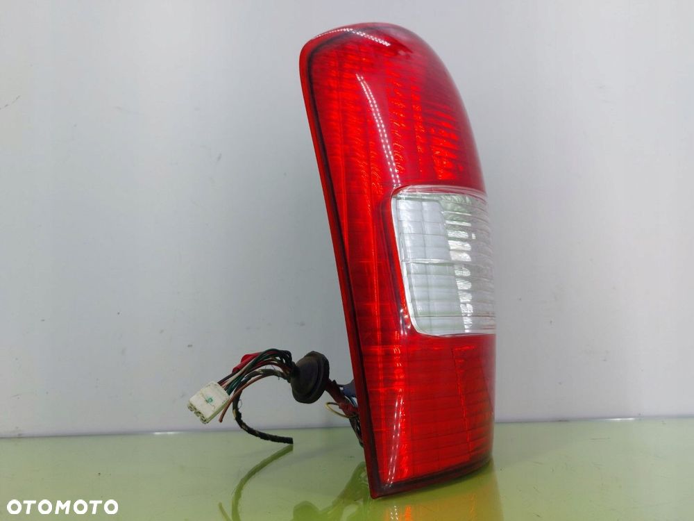 Lampa lewa tylna tył Mazda MPV II 1999-2006 - 2