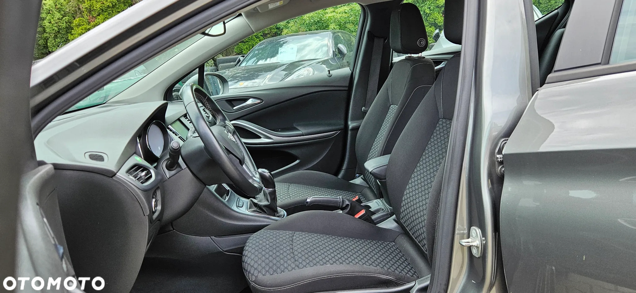 Opel Astra - 25