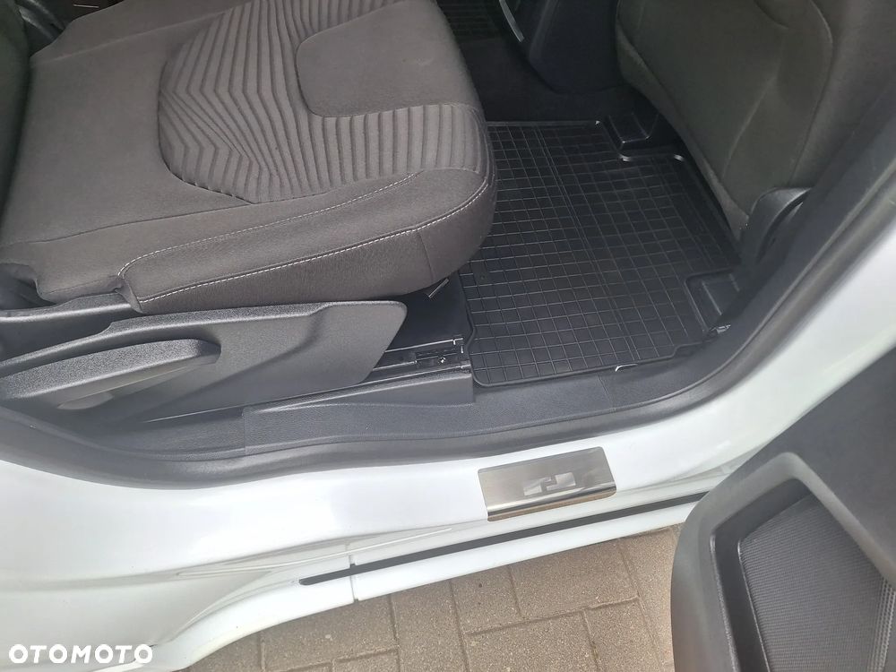Ford S-Max 2.0 TDCi 4WD Titanium PowerShift - 31