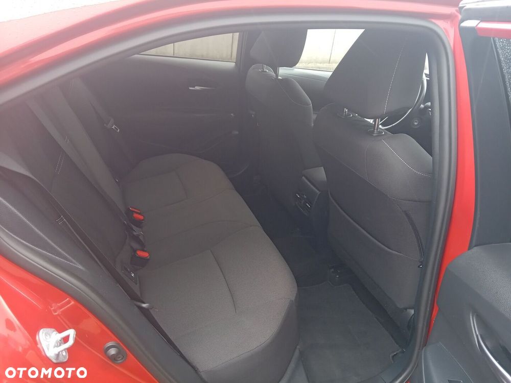 Toyota Corolla - 12