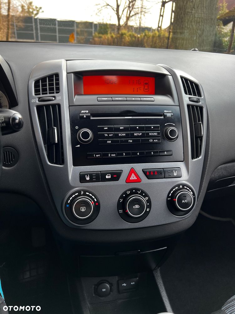 Kia Ceed 1.6 Crdi Comfort + - 14