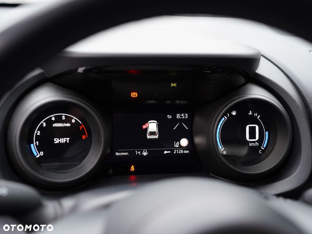 Toyota Yaris Cross - 8