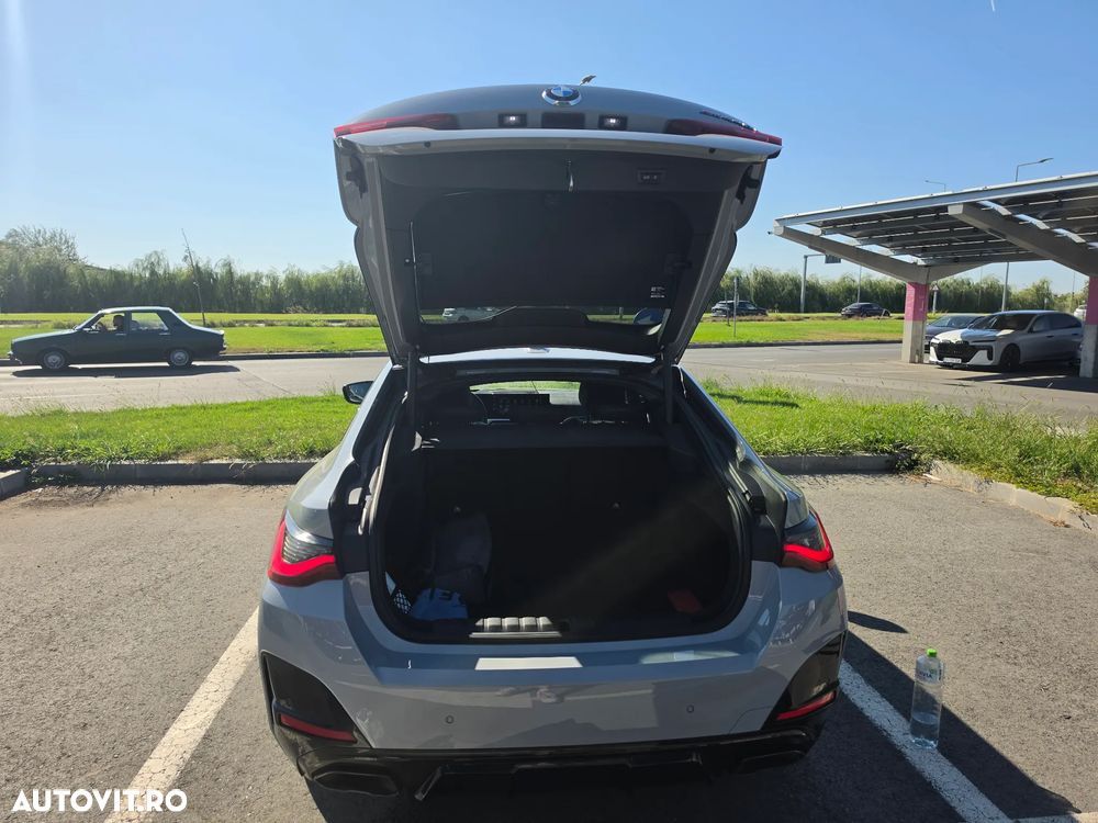 BMW M4 M440i xDrive AT MHEV - 25
