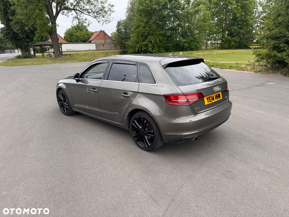 Audi A3 Sportback 1.6 TDI clean diesel Ambiente - 5