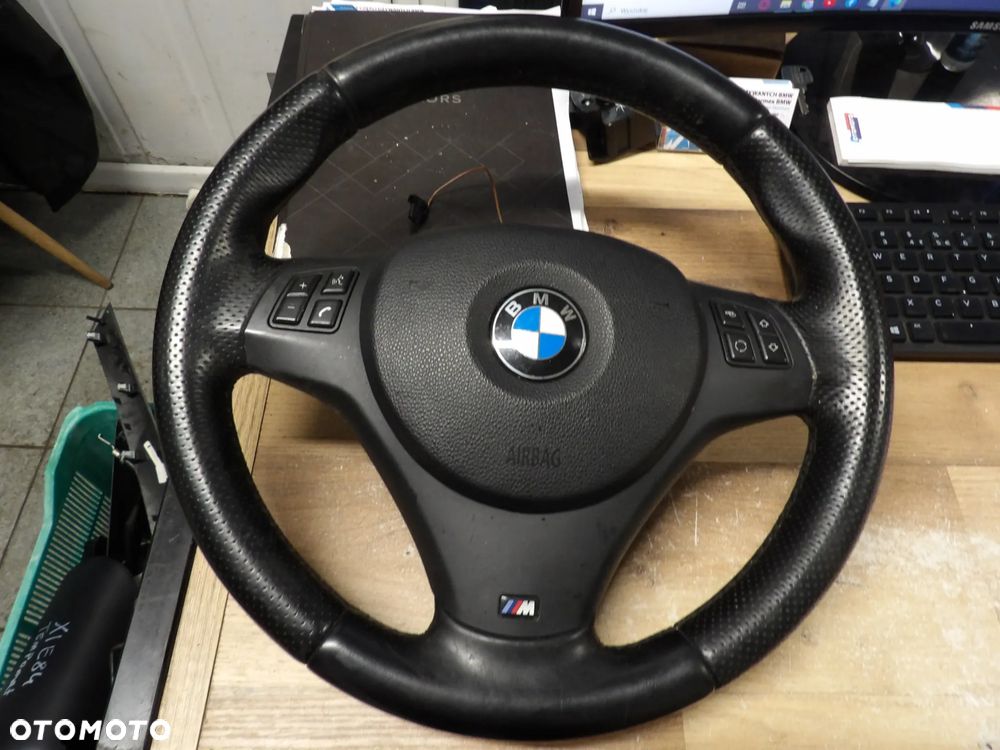 BMW - E81,E82,E84,E87,E88,E90,E91,E92,E93 - KIEROWNICA MULTIFUNKCYJNA - PODUSZKA AIRBAG - 1