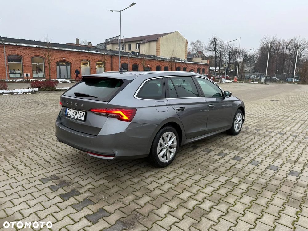 Skoda Octavia 2.0 TDI Edition 130 Essence DSG - 16