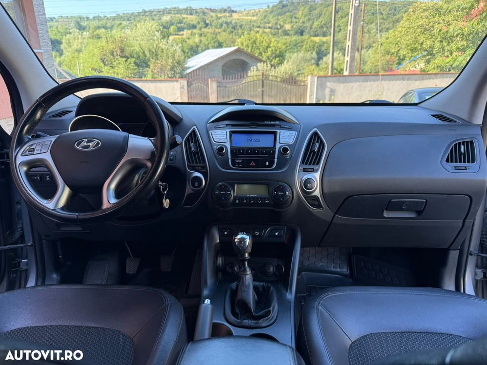 Hyundai ix35 2.0 CRDI High 4WD GL Style - 9