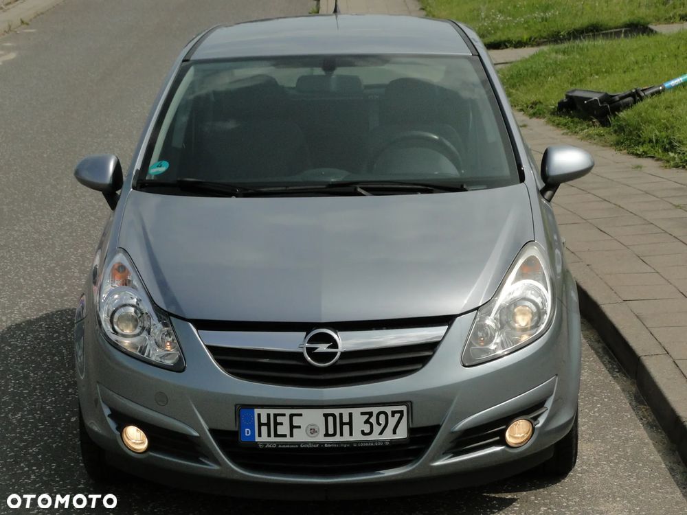 Opel Corsa 1.4 16V Edition 111 Jahre - 2