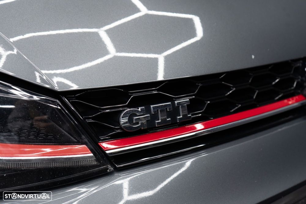 VW Golf GTI (BlueMotion ) DSG - 19