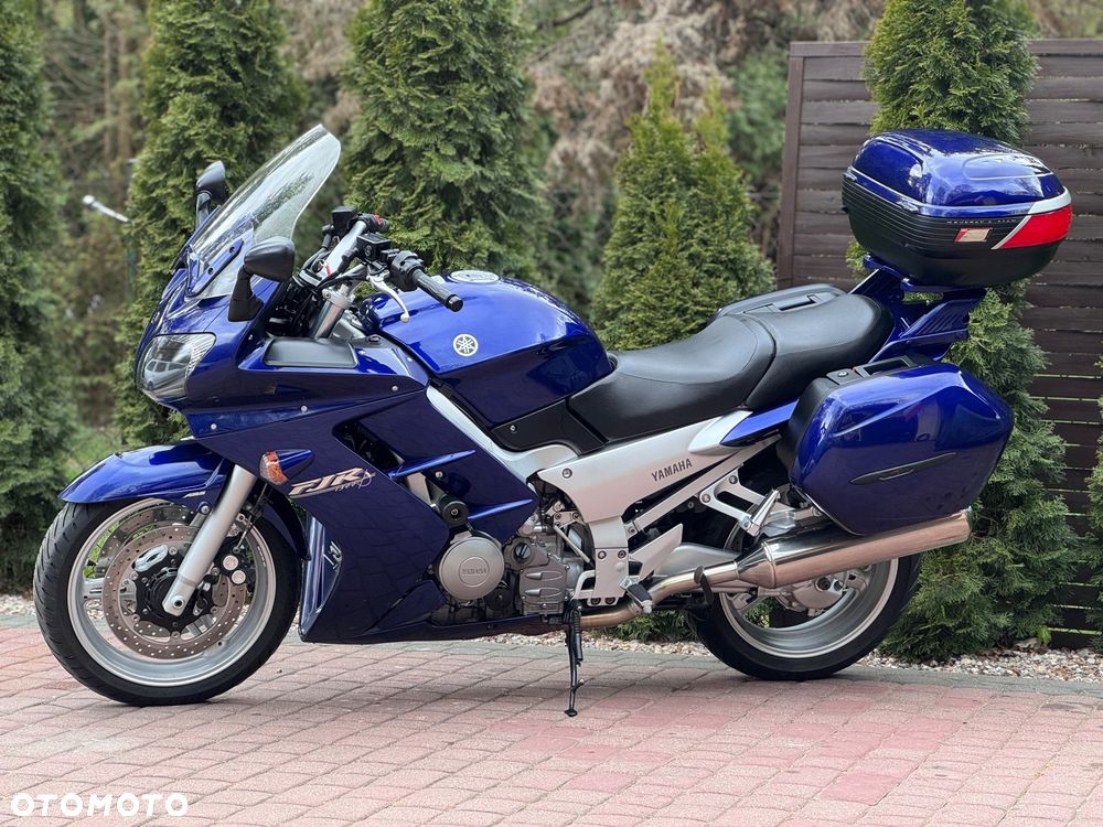 Yamaha FJR - 6