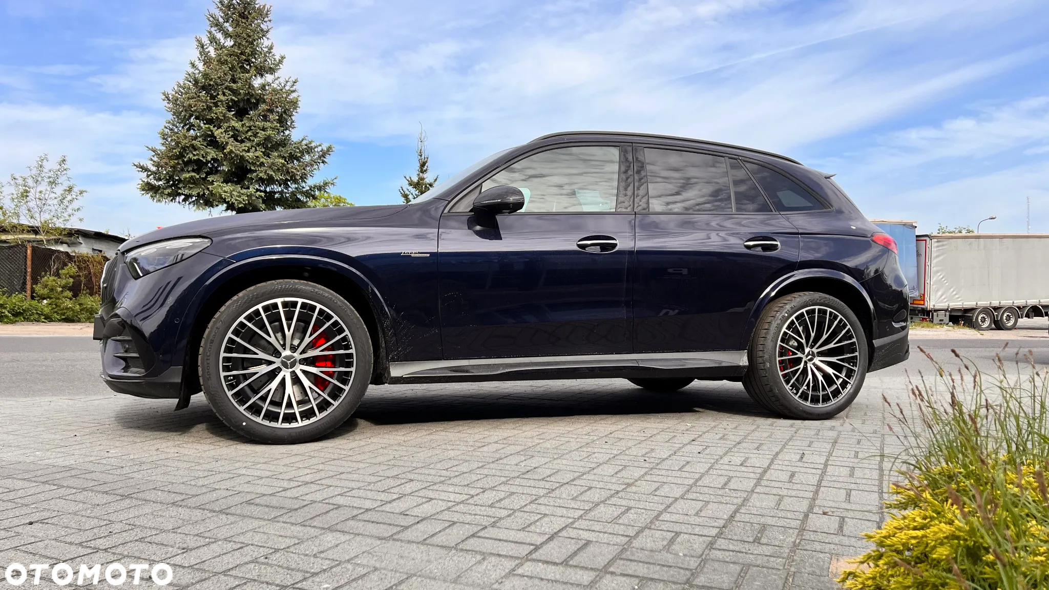 Mercedes-Benz GLC - 9