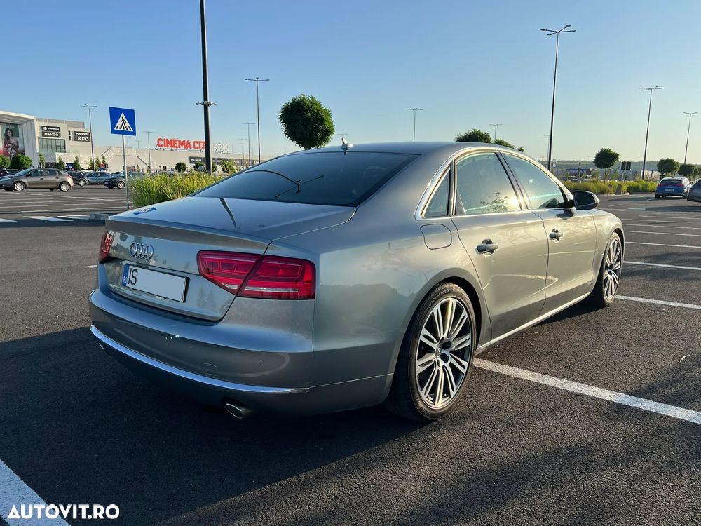 Audi A8 - 7