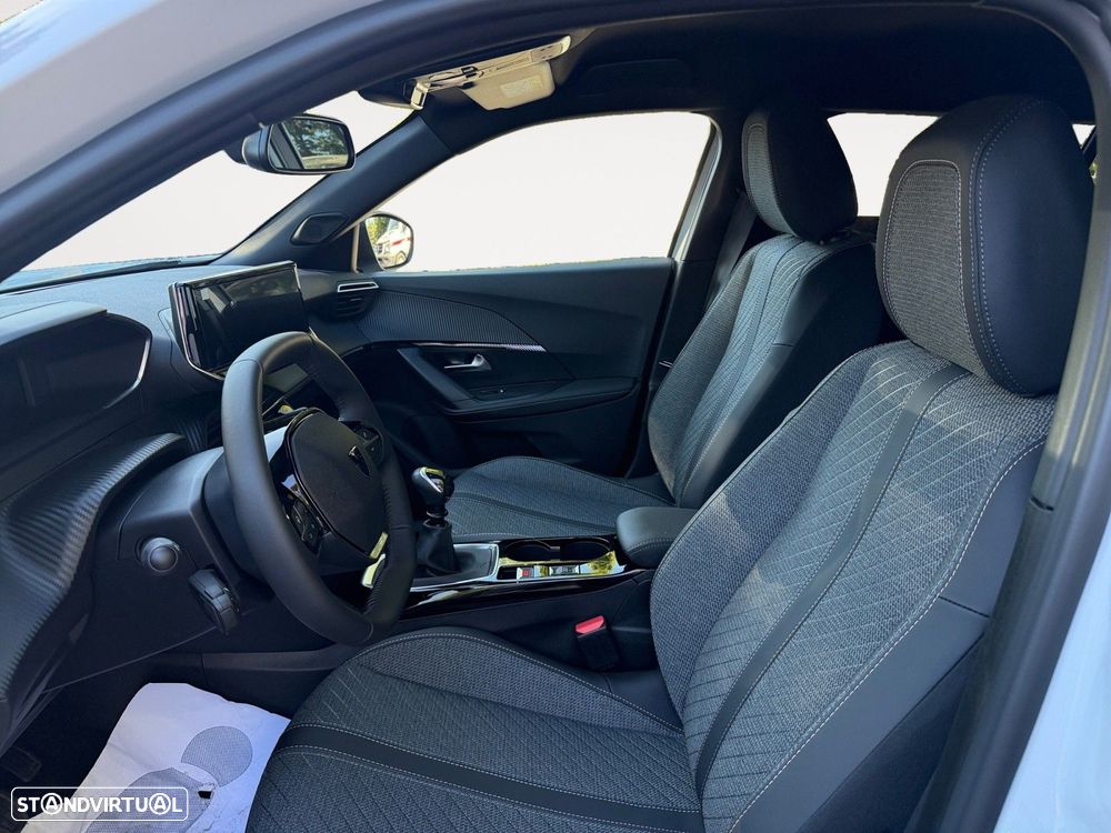 Peugeot 2008 1.2 Allure - 5
