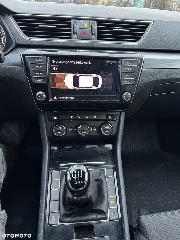 Skoda Superb 1.8 TSI Active - 7