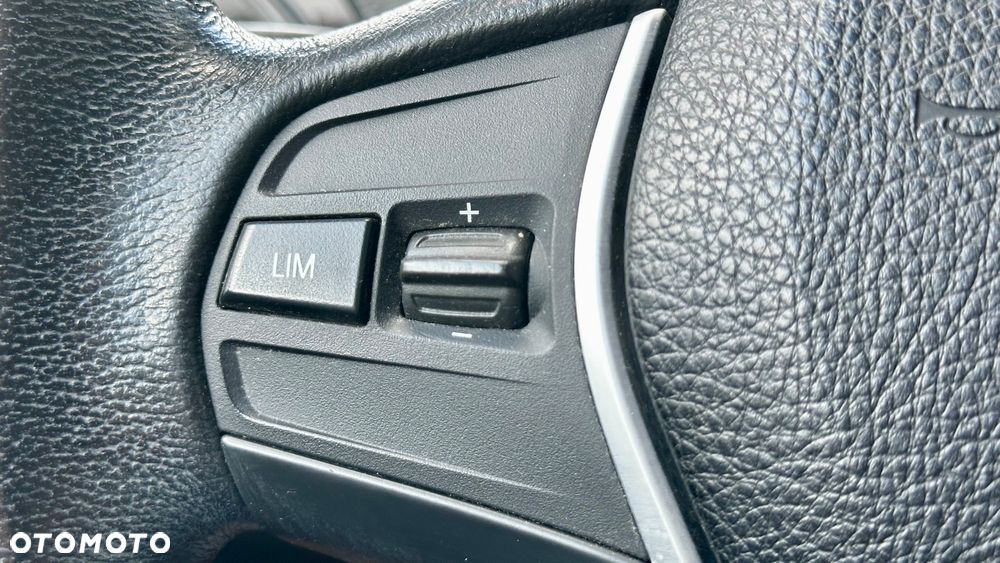 BMW Seria 1 118d DPF Edition Sport - 25