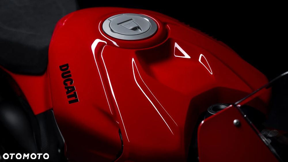 Ducati Panigale V4S - 8