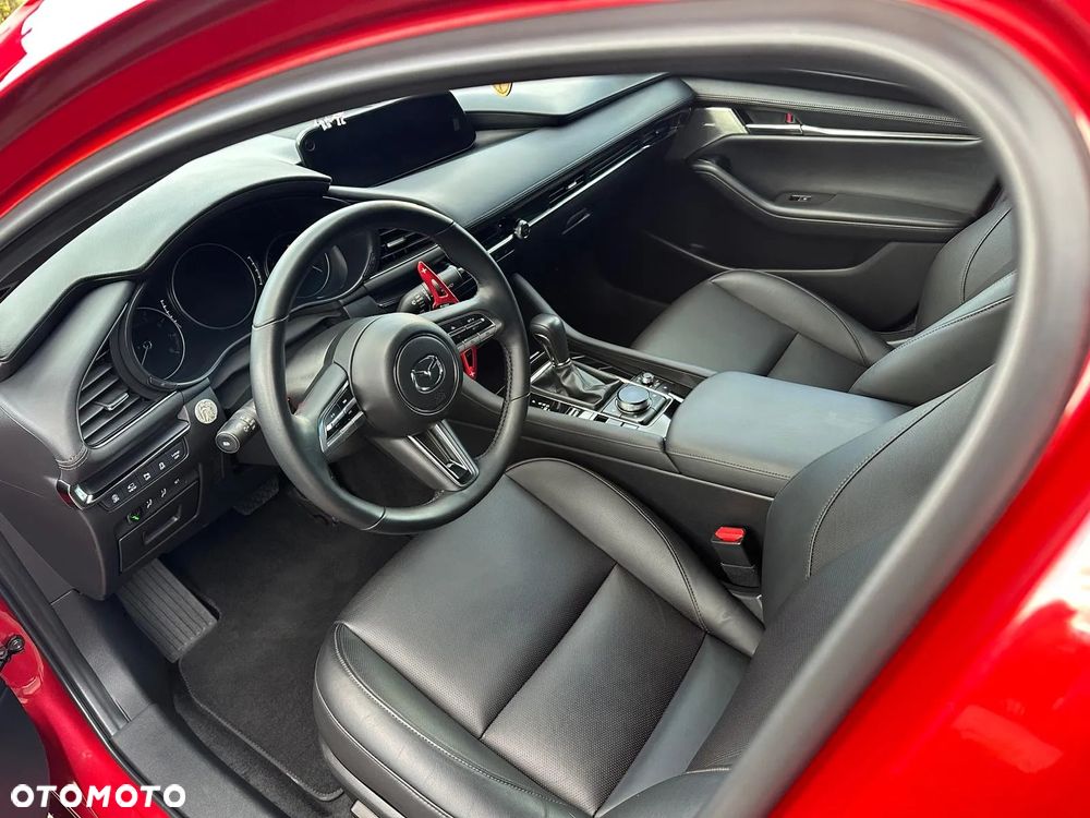 Mazda 3 - 10