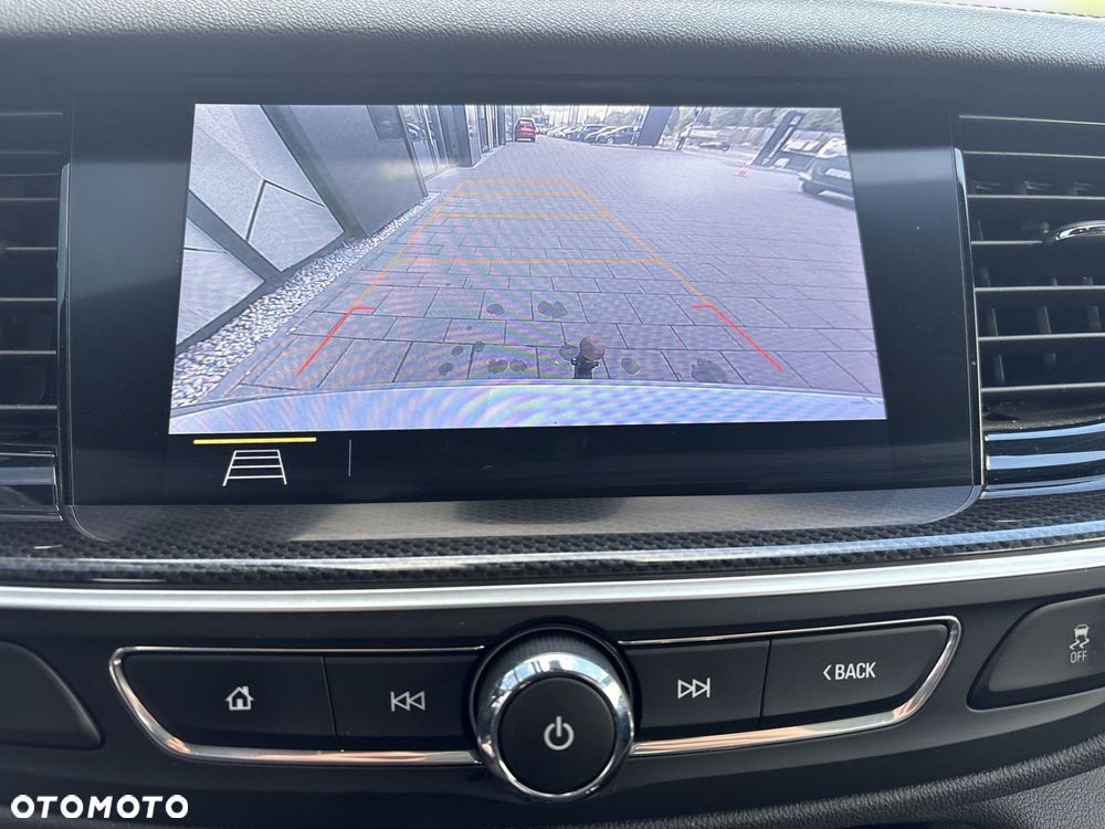 Opel Insignia - 22