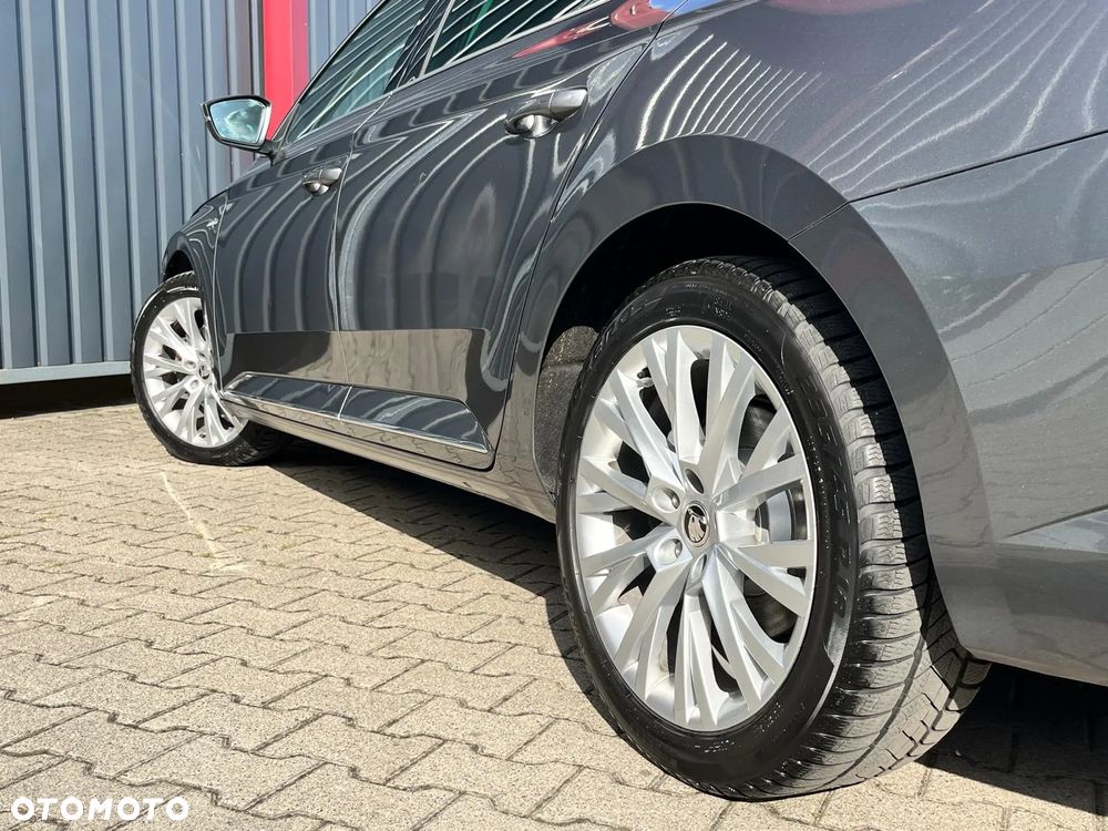 Skoda Superb 2.0 TDI SCR L&K DSG - 18