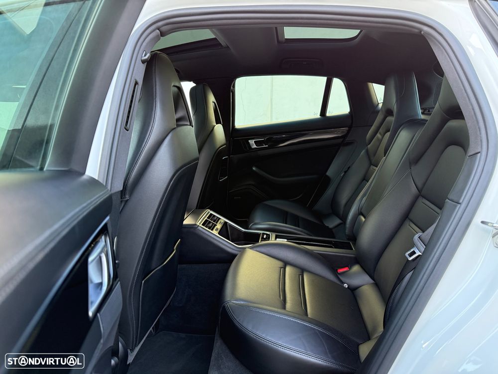 Porsche Panamera - 20