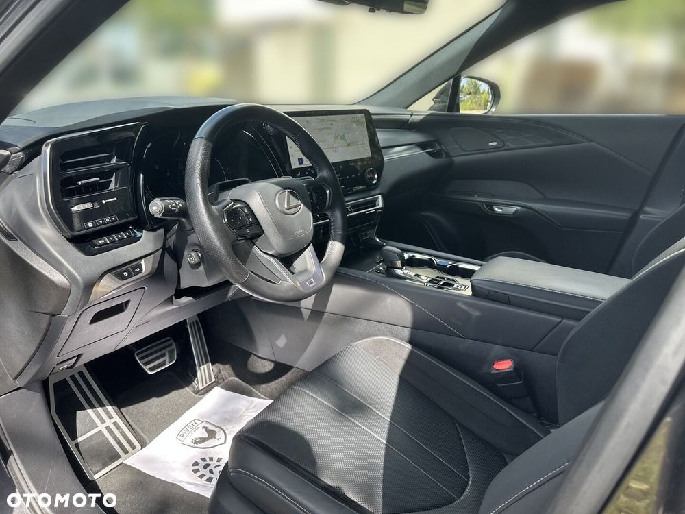 Lexus RX - 14