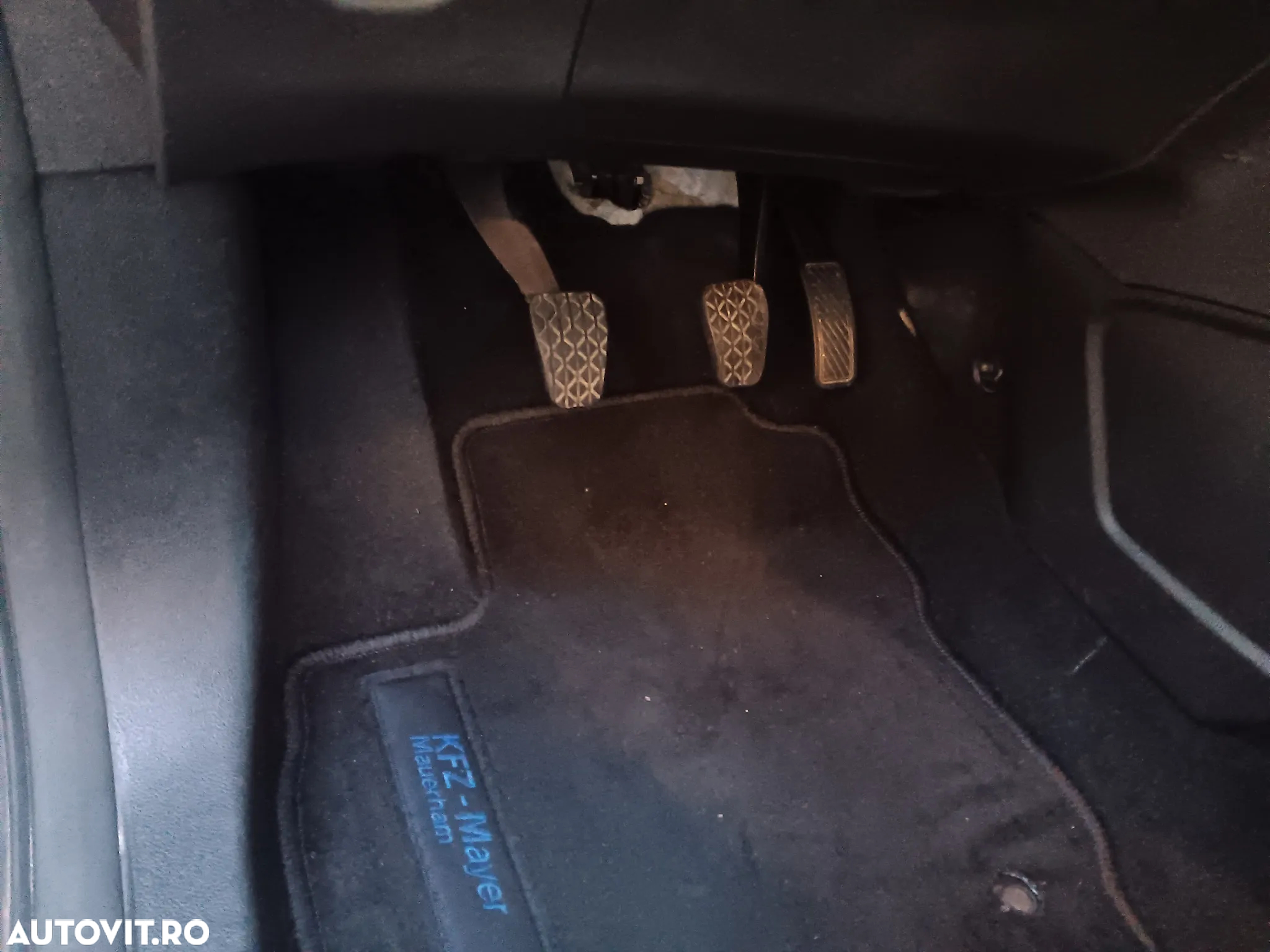 Ford B-Max 1.5 TDCi Ambiente - 30