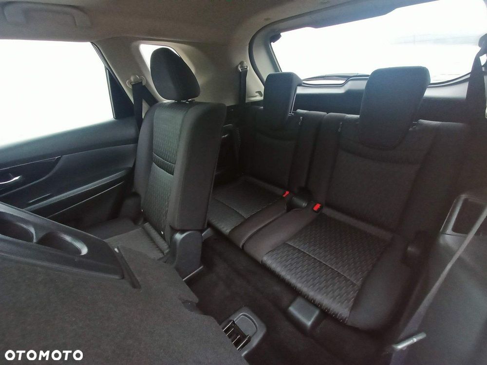 Nissan X-Trail 1.6 DIG-T Tekna 2WD 7os - 22