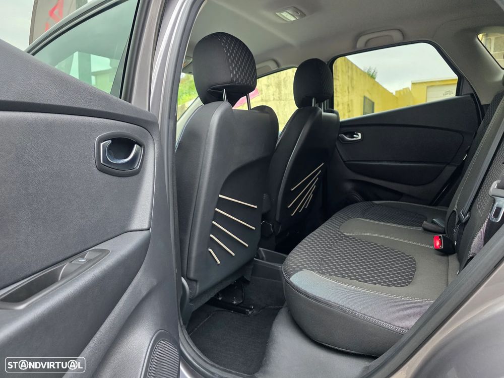 Renault Captur 0.9 TCE Exclusive - 11