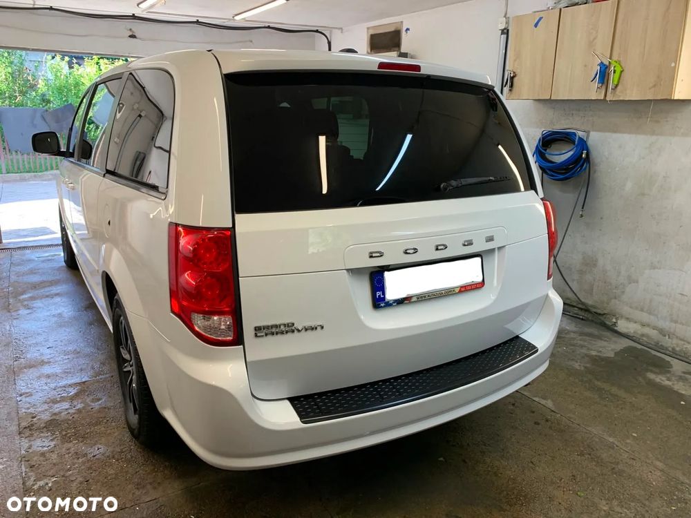 Dodge Grand Caravan 3.6 R/T - 4