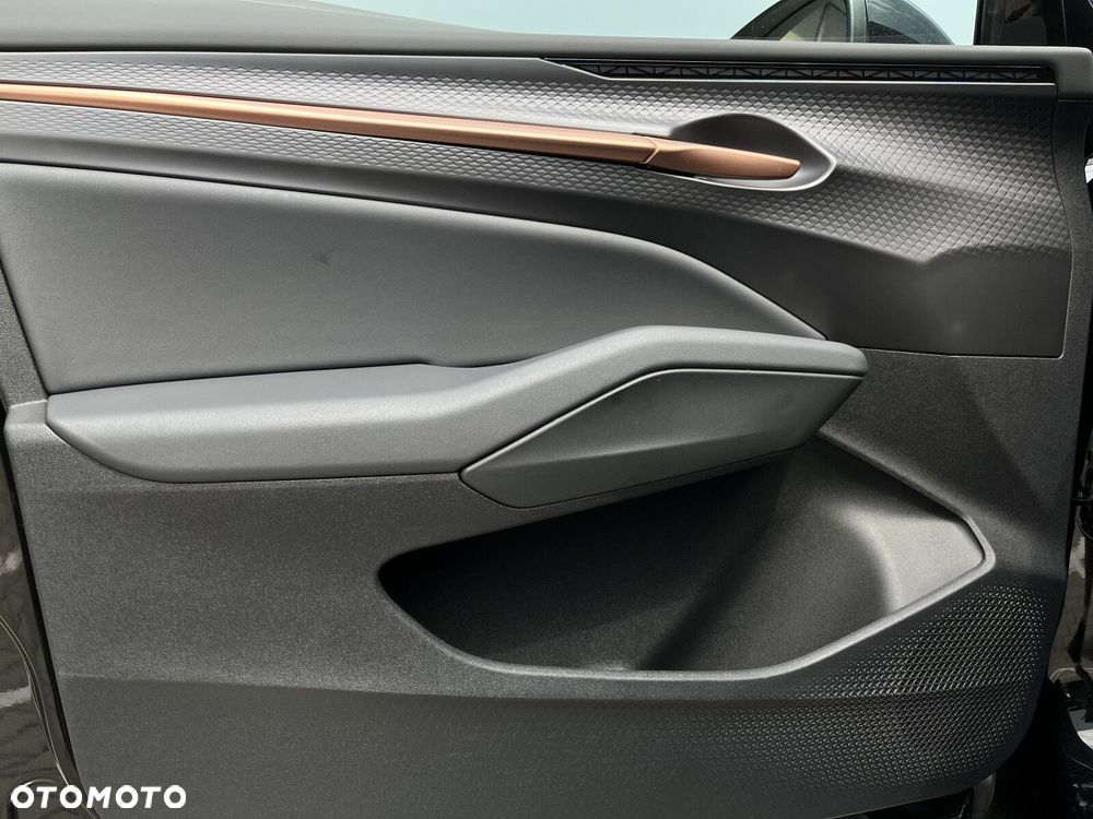 Cupra Raval - 18