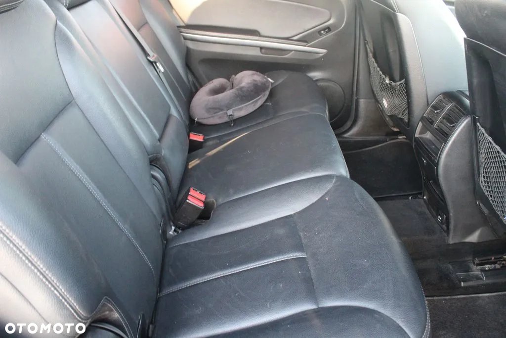 Mercedes-Benz GL 450 - 33