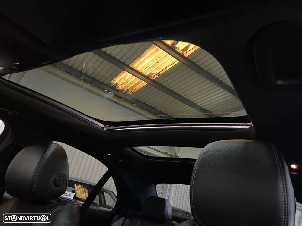 Mercedes-Benz E 300 de AMG Line - 16
