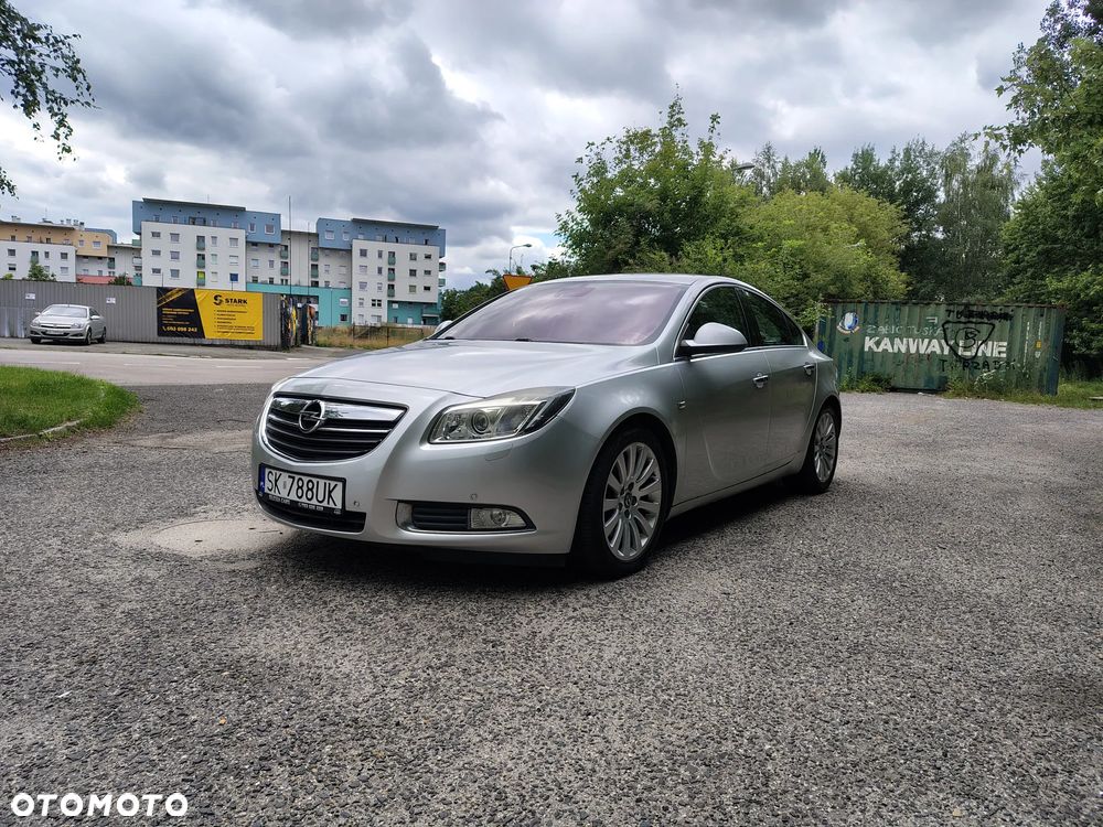 Opel Insignia - 1
