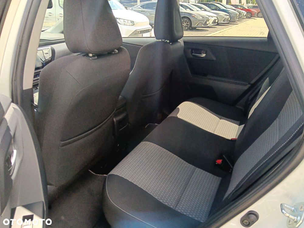 Toyota Auris - 15