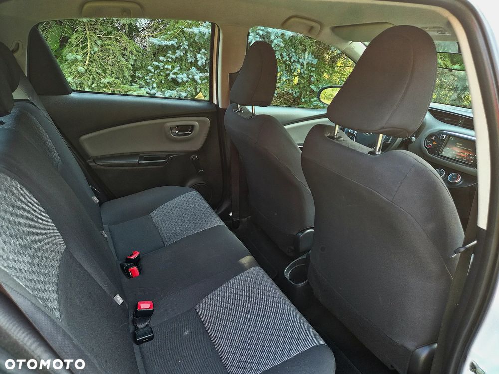 Toyota Yaris - 12