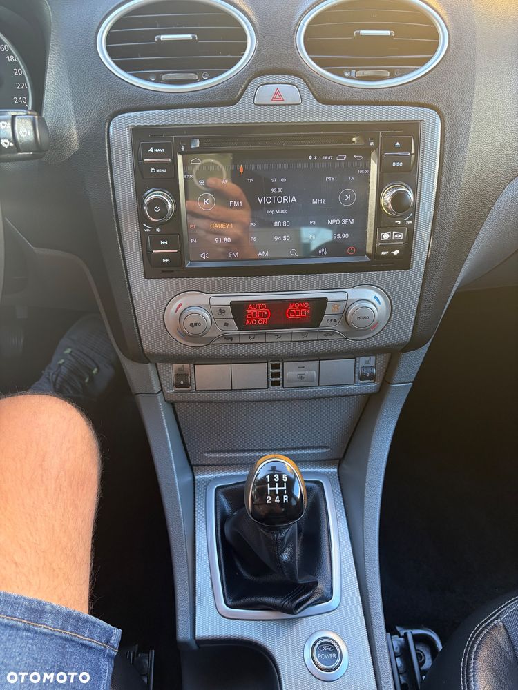 Ford Focus 1.8 Titanium - 35