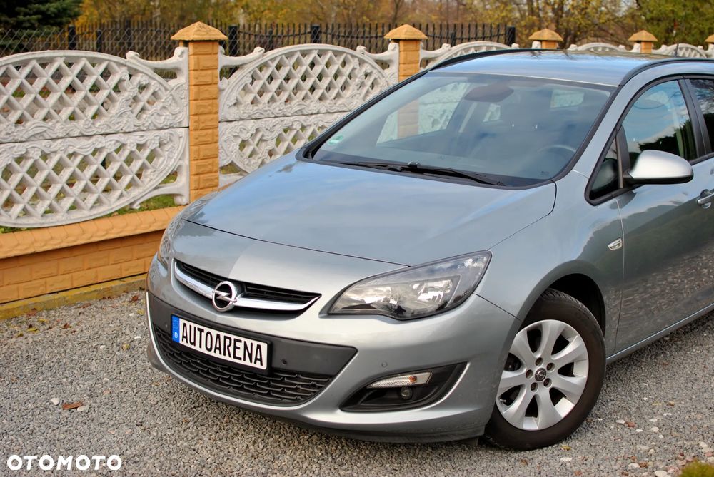 Opel Astra IV 1.4 T Cosmo S&S EU6 - 16