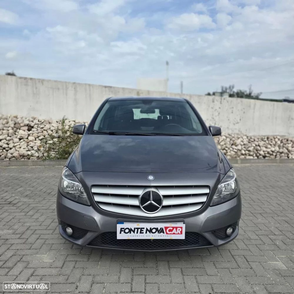Mercedes-Benz A 200 CDI (BlueEFFICIENCY) Urban - 4