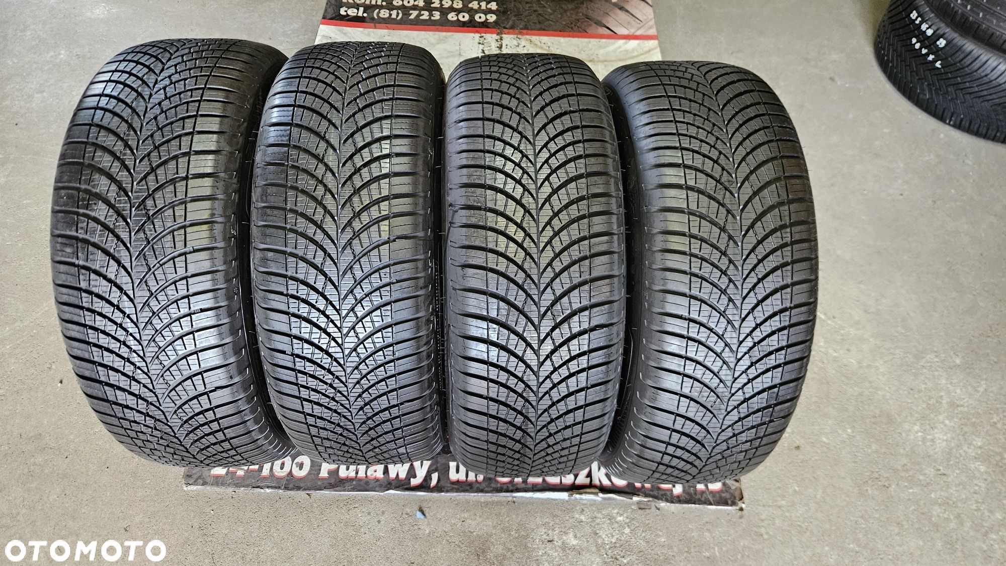 opony używane 215/55R17 Goodyear vector 4season Gen-3 - 1