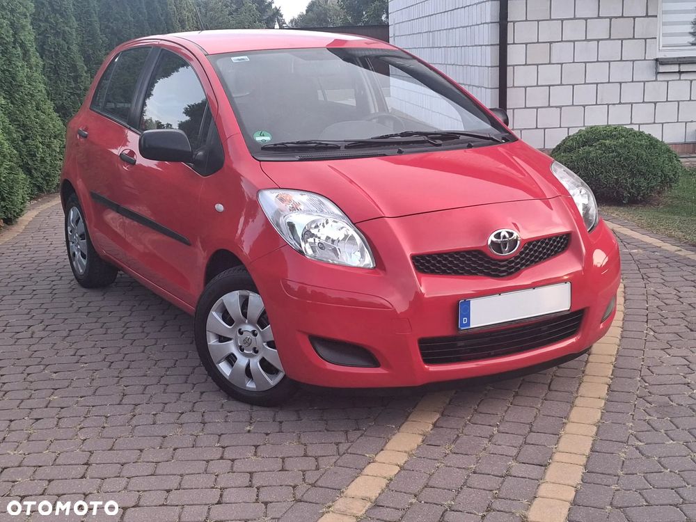 Toyota Yaris 1.33 VVT-i Sol - 1