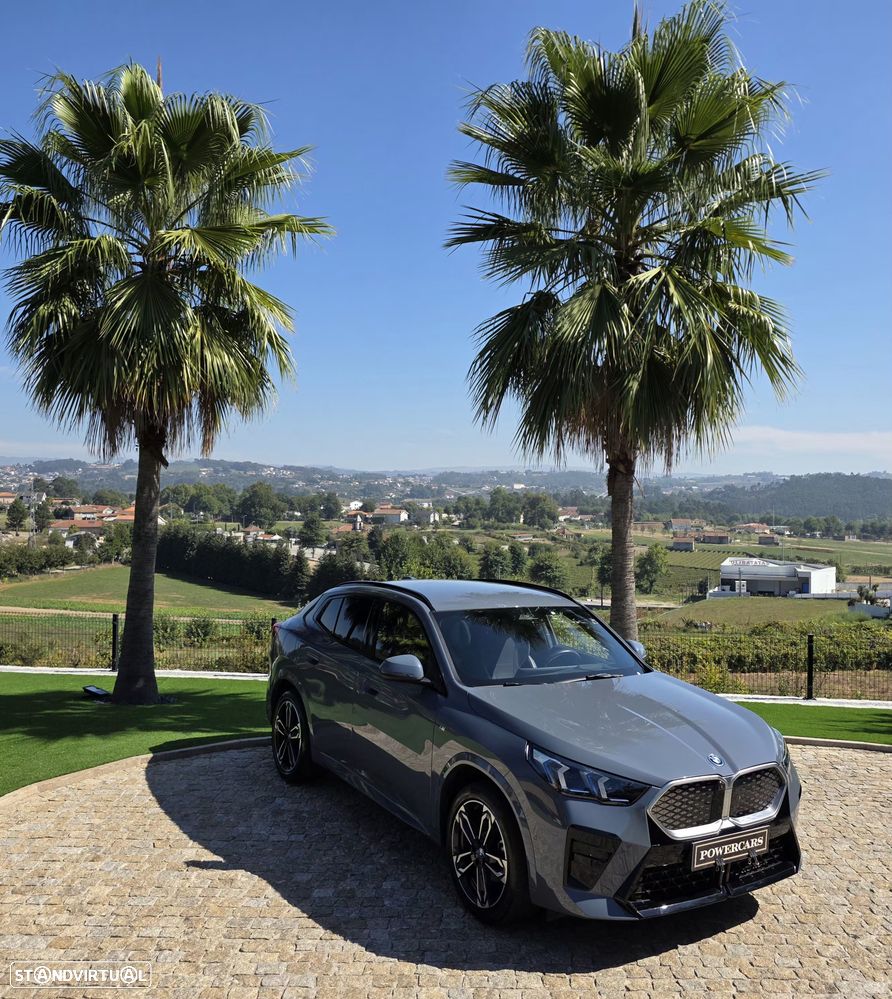 BMW iX2 eDrive20 Pack Desportivo M Pro - 19