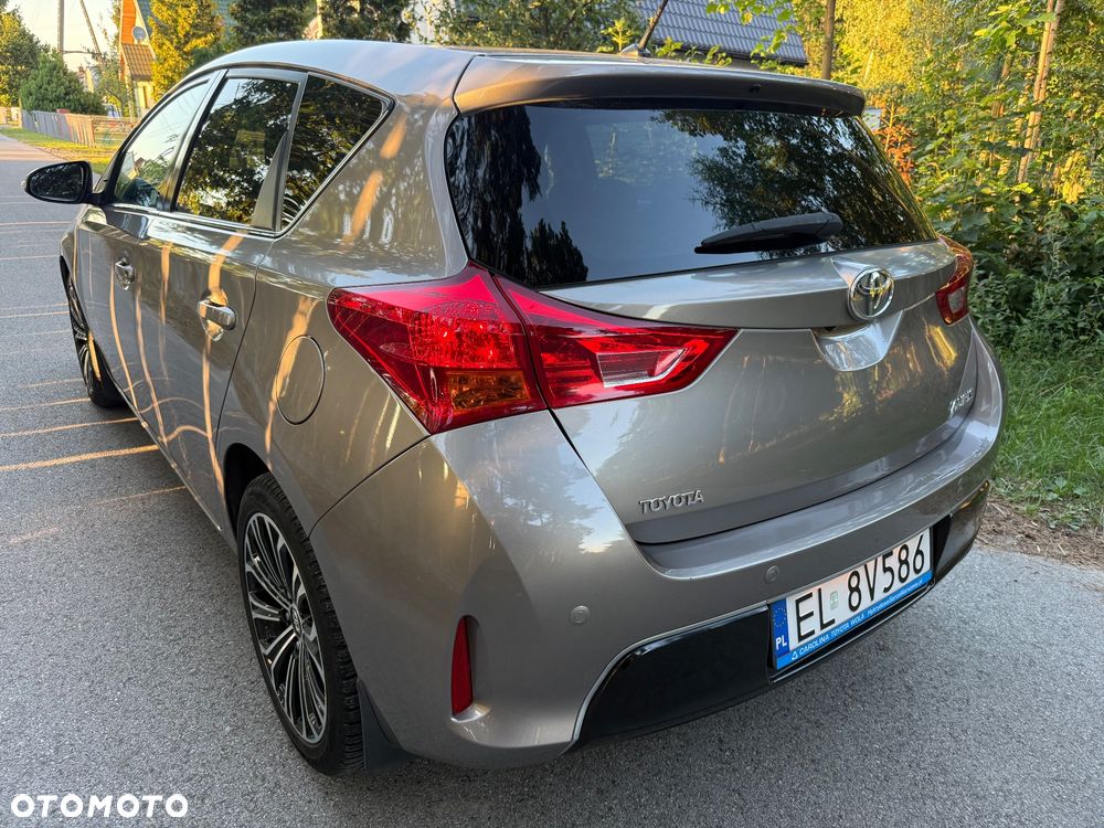 Toyota Auris 1.6 Premium - 7