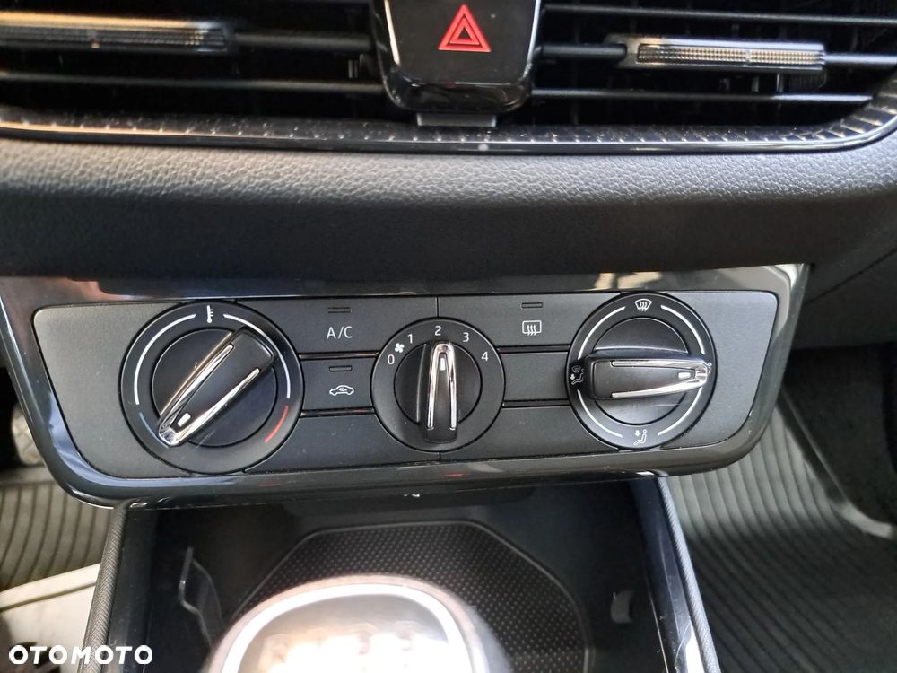 Skoda Fabia 1.0 Ambition - 16