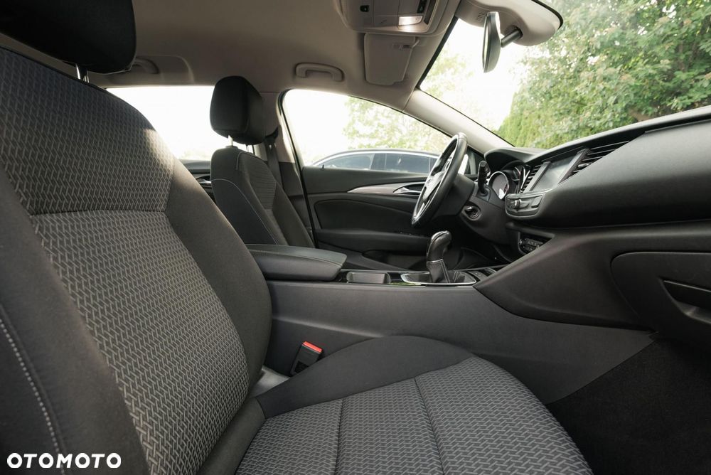 Opel Insignia - 34