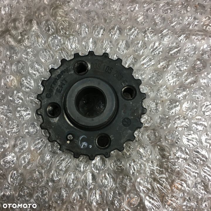 KOŁO ZĘBATE WAŁU VW SEAT 1.9 TDI 110KM 038105263E - 1